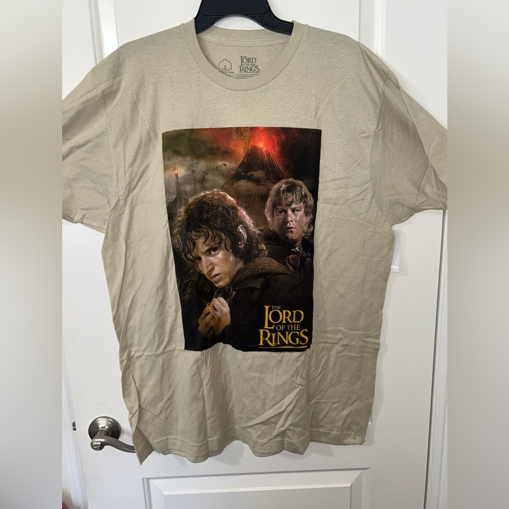 The Lord of the Rings Graphic T-Shirt